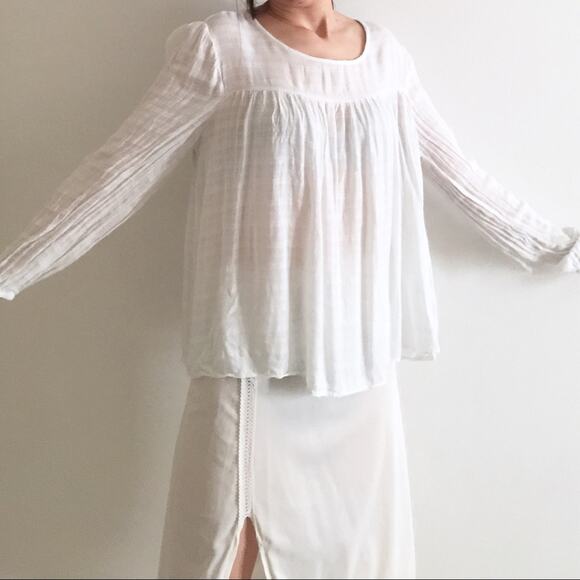 Crimson In Grace White Soft Blouse.--CA5 - Picture 10 of 16